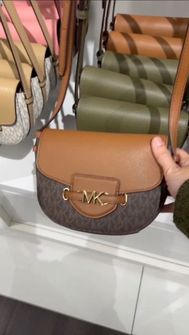 Michael kors saddle hotsell crossbody