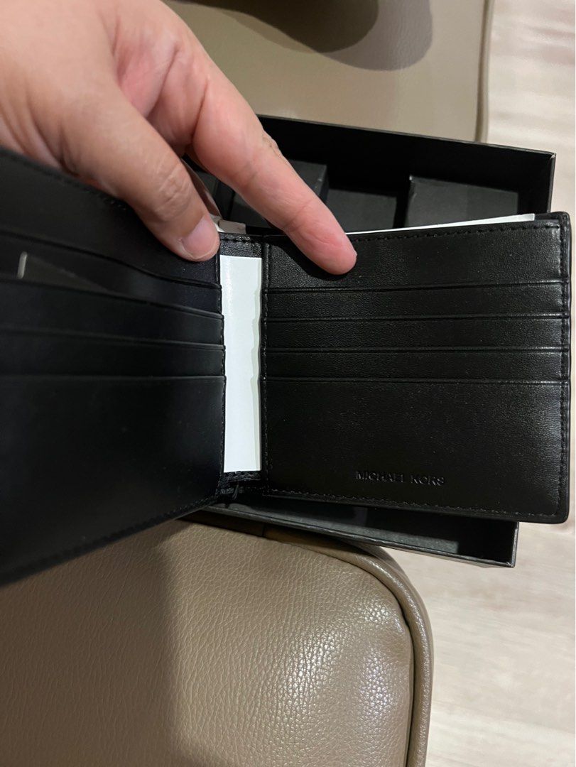 Michael Kors Wallet in Black Luxury Bags Wallets on Carousell