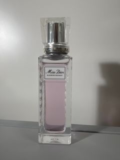 （分類：）位於 。 由 felifelifeli 提交（商品編號 1281187794，圖片 1）。簡介： 。