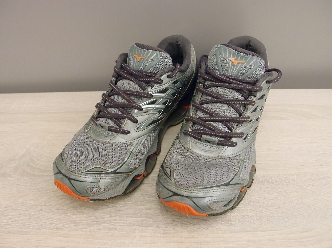 MIZUMO Wave Prophecy 8 US 9 subtle damaged sole repaired