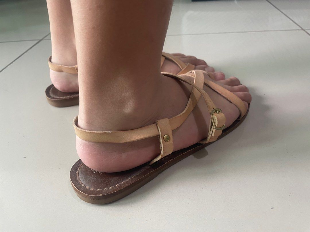 Mossimo strappy sales sandals
