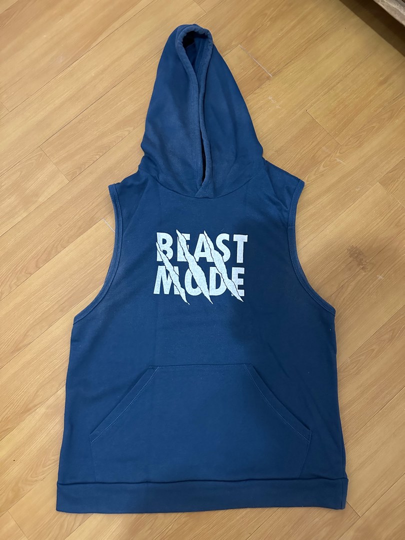 Muscle Tee w Hoodie for Men S M frame P100 Men s Fashion Tops Sets Hoodies on Carousell