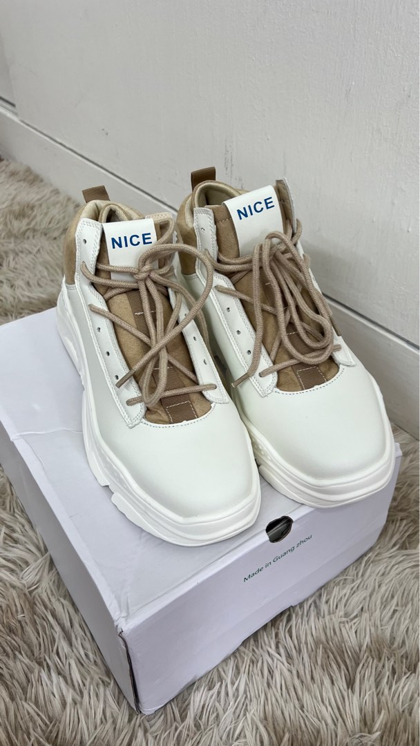Nice all white shoes discount