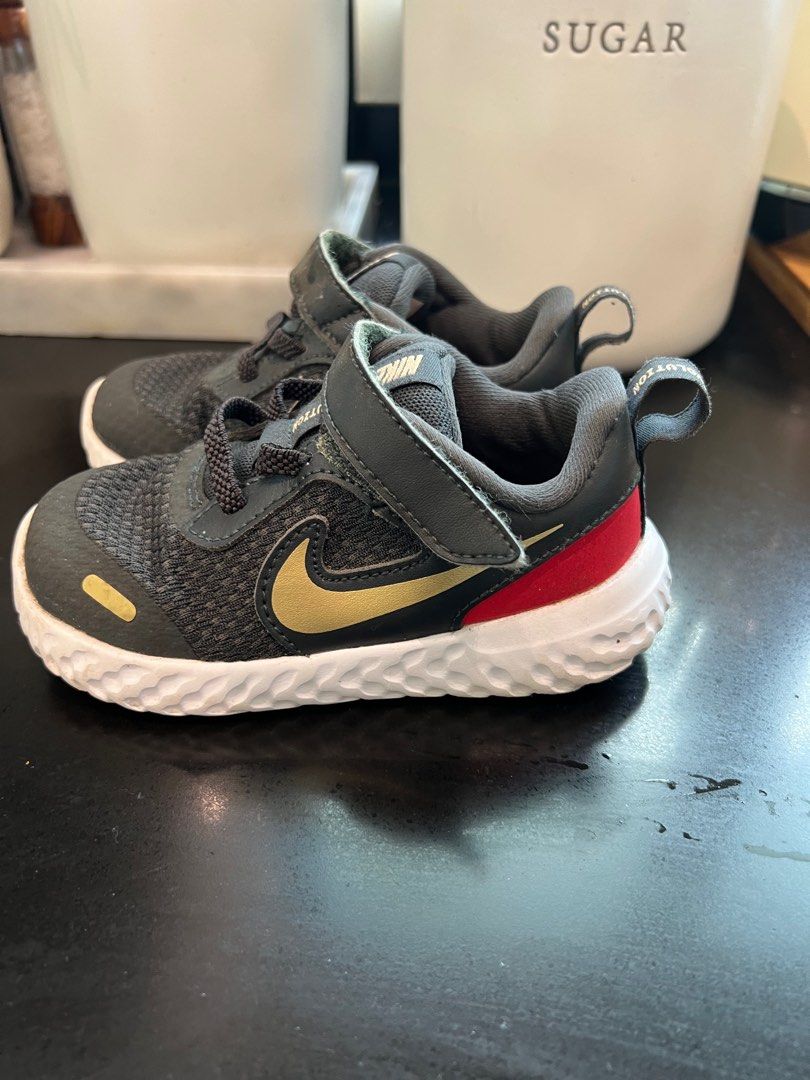 Nike silver baby online