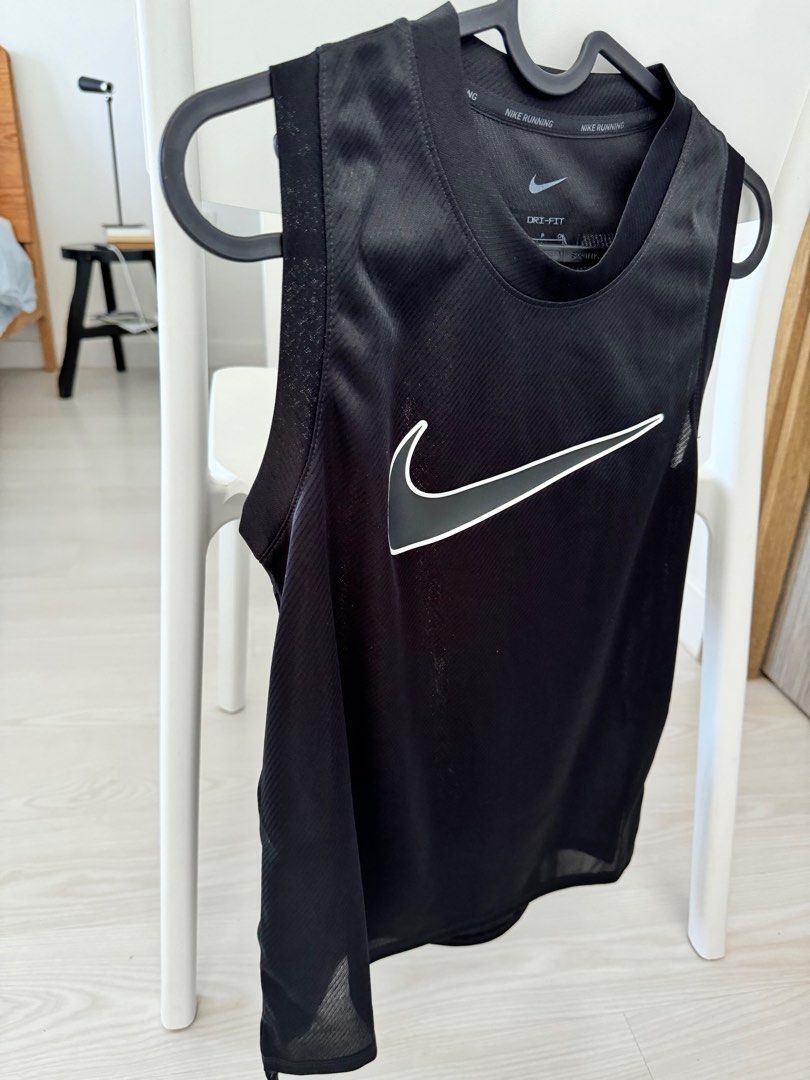 Nike black singlet clearance