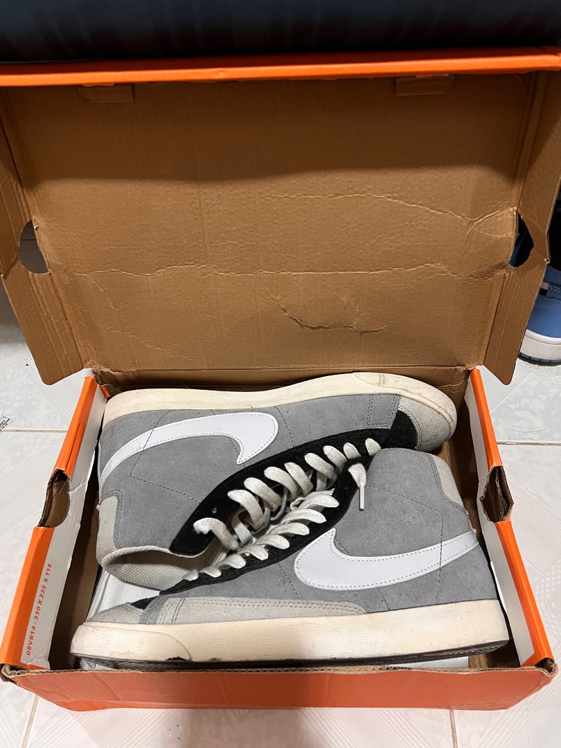 blazer mid grey
