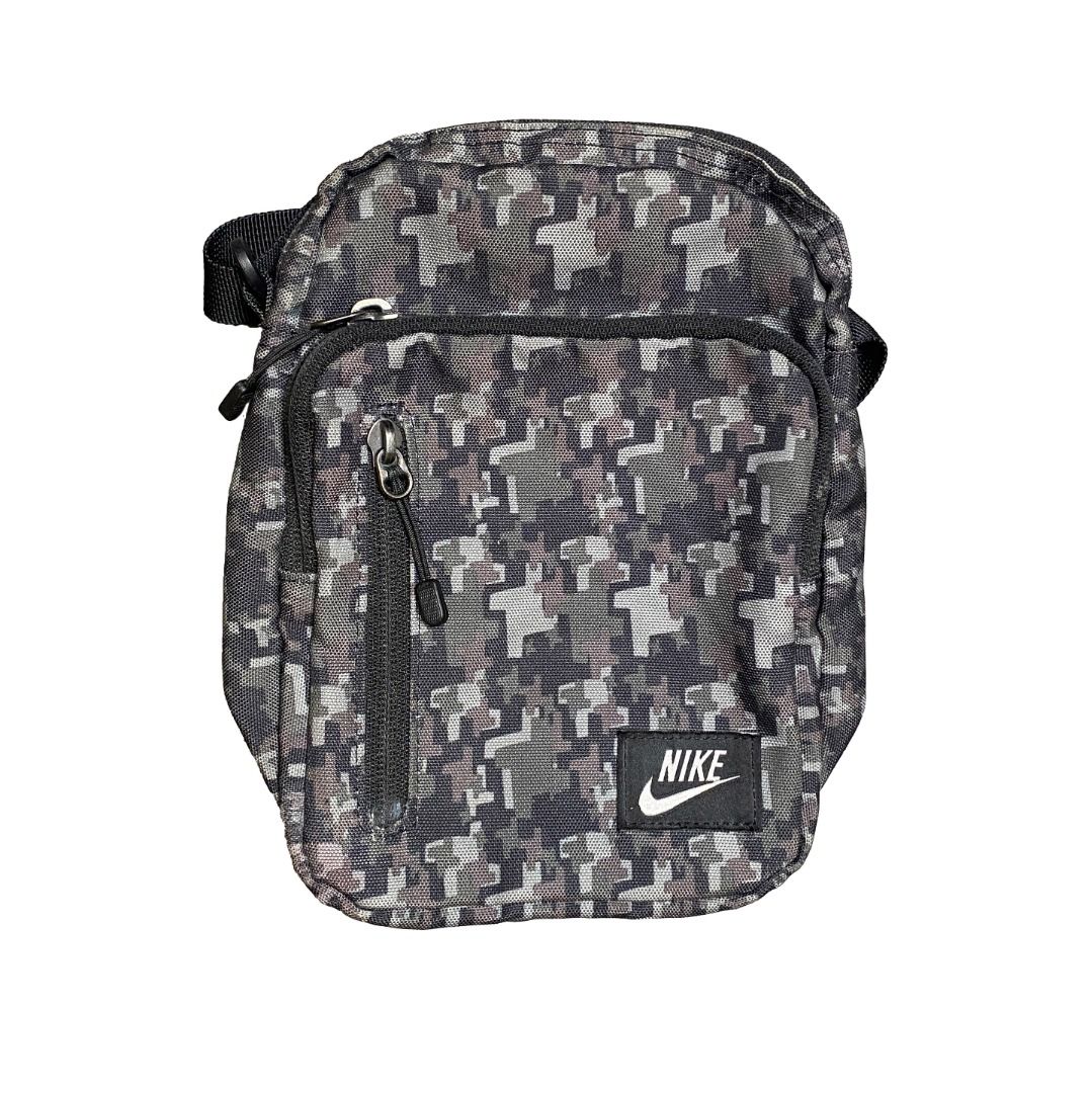 Nike cordura sling bag 2025