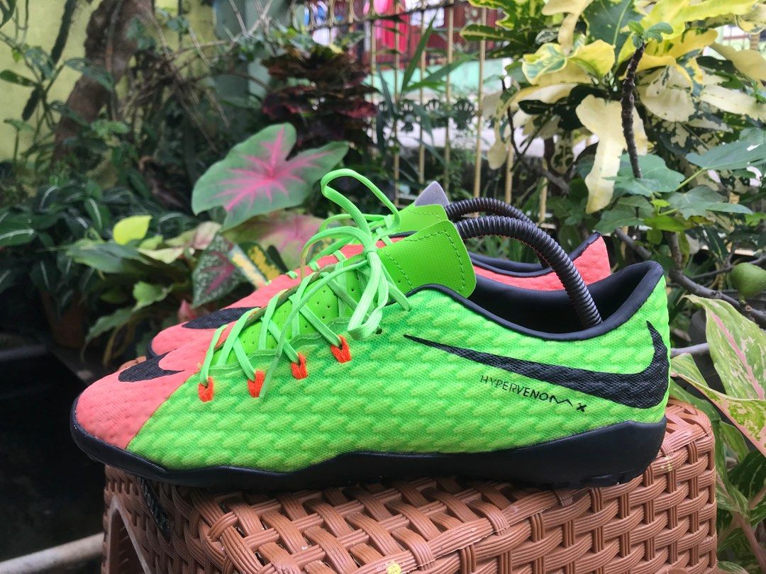 Nike hypervenomx best sale phelon iii