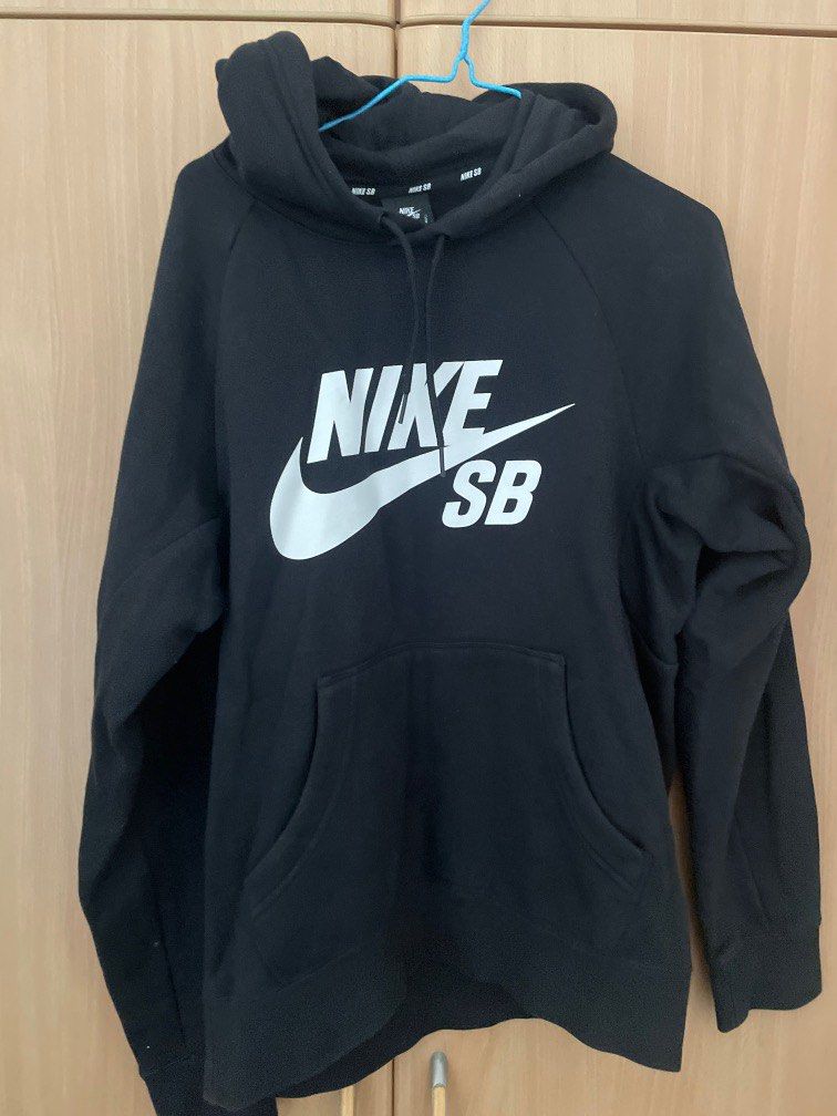Nike SB hoodie authentic Men s Fashion Coats Jackets and Outerwear on Carousell