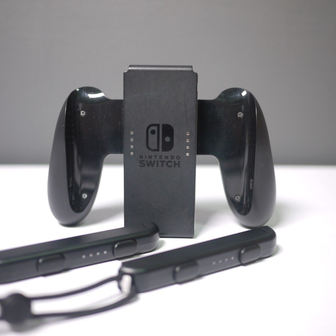 Nintendo switch accessories SET (Category: Nintendo) located in Baguio. Submitted by Secondchance_Shop (Listing ID 1281160059, Image 1). Description: ITEM DETAILS Set only for 500 pesos NOTICE - Products are not new unless specified as new - Please limit your expectation OUR LOCATION La Trinidad - CAR | 2601 For LT & Baguio | Pick up @ KM5 & Maharlika COURIERS | SCHEDULE - Nationwide Shipping at your own expense - J&T | (Payment first only) Daily