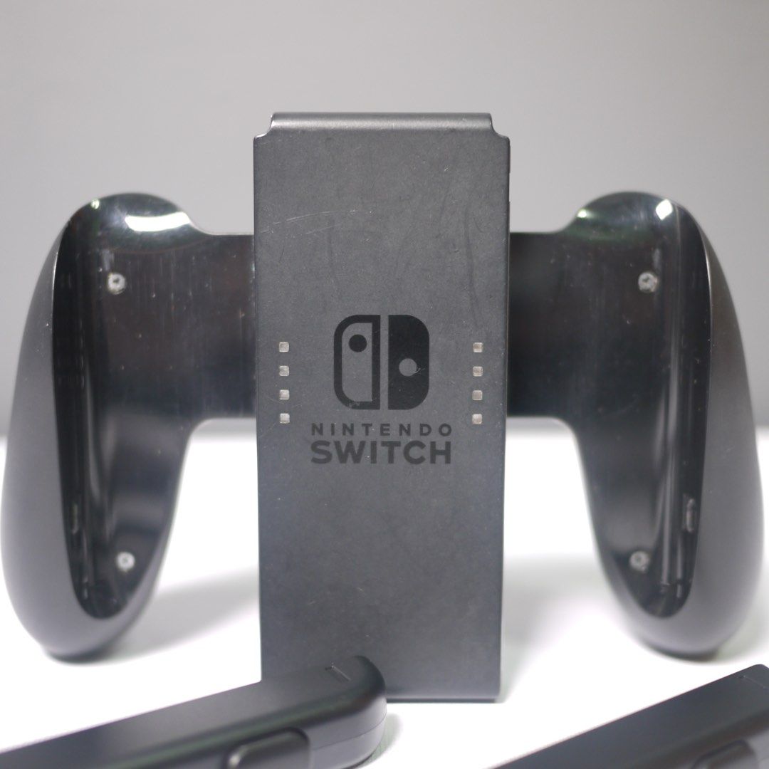 Nintendo switch accessories SET (Category: Nintendo) located in Baguio. Submitted by Secondchance_Shop (Listing ID 1281160059, Image 2). Description: ITEM DETAILS Set only for 500 pesos NOTICE - Products are not new unless specified as new - Please limit your expectation OUR LOCATION La Trinidad - CAR | 2601 For LT & Baguio | Pick up @ KM5 & Maharlika COURIERS | SCHEDULE - Nationwide Shipping at your own expense - J&T | (Payment first only) Daily