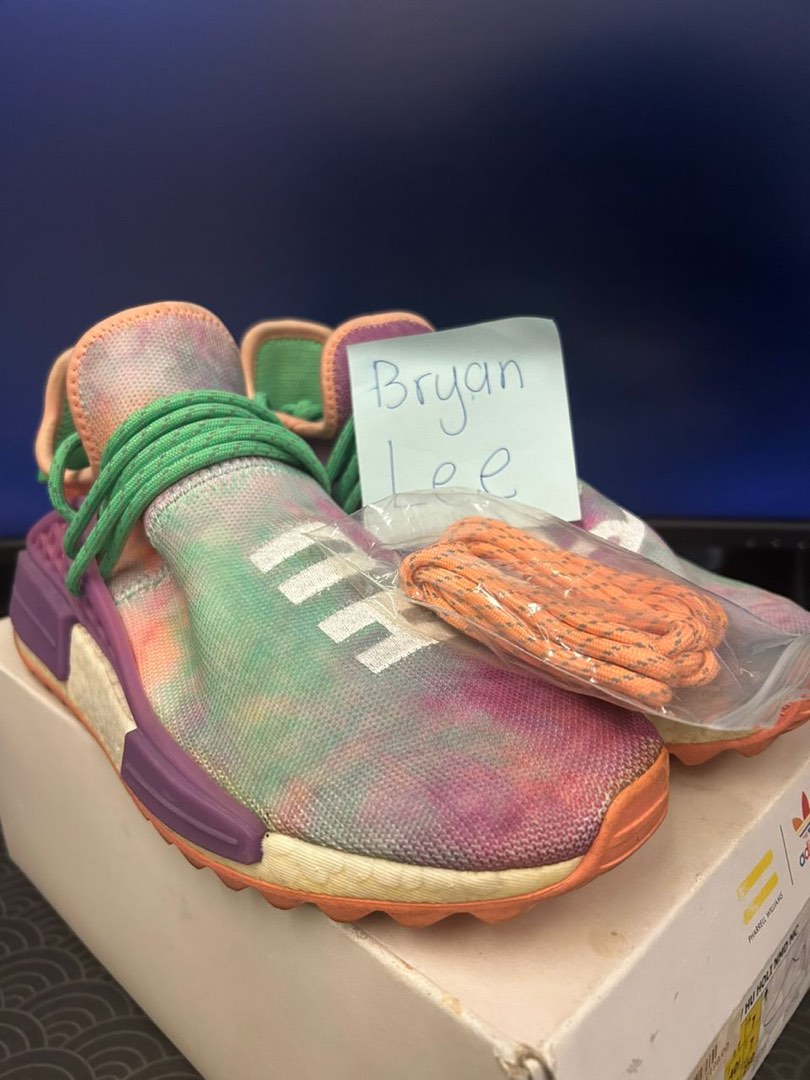 Holi pack human race store