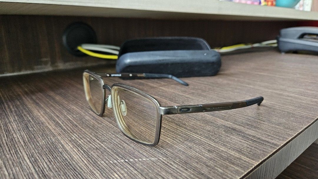 Oakley spindle hot sale glasses