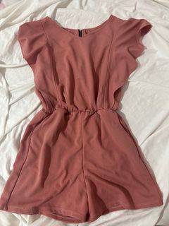 Old rose butterfly sleeves romper