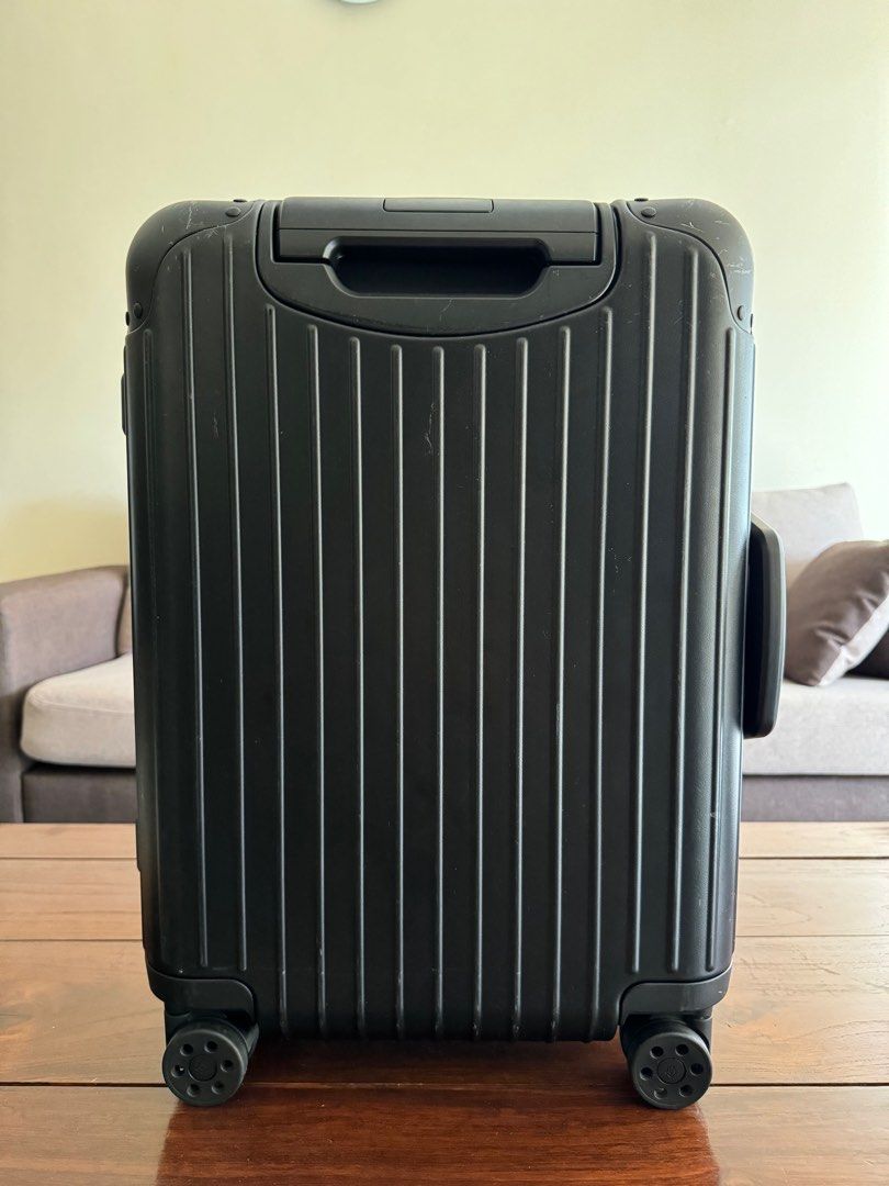 Rimowa hybrid new arrivals cabin s