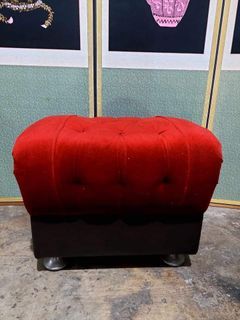 OTTOMAN / FOOT STOOL
RED