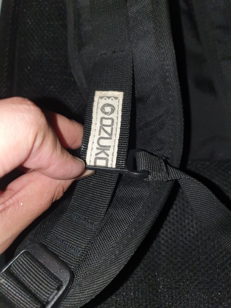 OZUKO Backpack Bag (Category: Backpacks) located in Batangas. Submitted by thbgbrr (Listing ID 1281131264, Image 3). Description: For Sale only! Ozuko Backpack para sayang two way malaki yung space sa harap parang pwede ng tote bag backpack part may laptop bag area pero limited lang space.