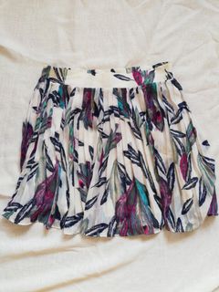 (Category: ) located in . Submitted by rare.closet.sale (Listing ID 1281090863, Image 1). Description: .