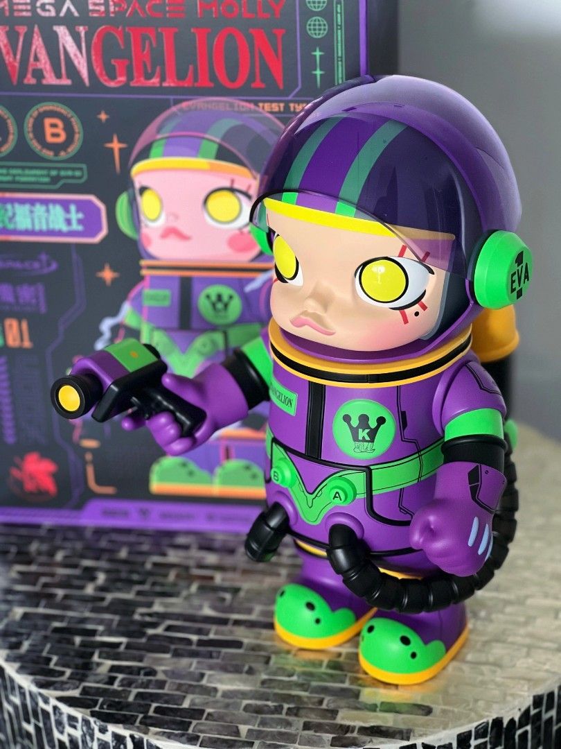 Pop Mart Mega Space Molly x Evangelion 400% | SASOM