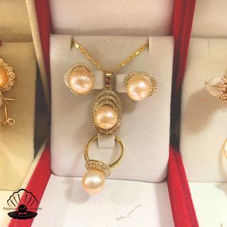 Beatrice (Golden Pearl Jewelry Set Authentic)