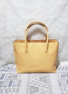 (Category: ) located in . Submitted by luxuryitems_ph (Listing ID 1281178508, Image 1). Description: .