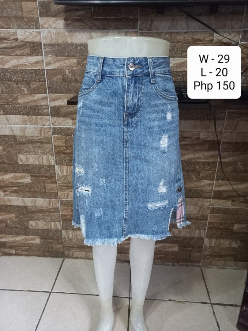 Size 20 ripped denim skirt hotsell