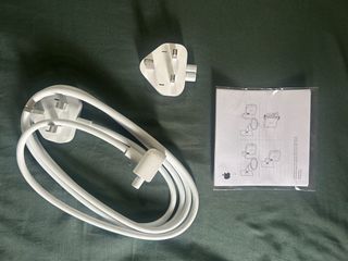 RUSH: Apple Power Adapter Extension Cable and UK Plug for Macbook brand new old stock with box and manual (FREE SHIPPING)