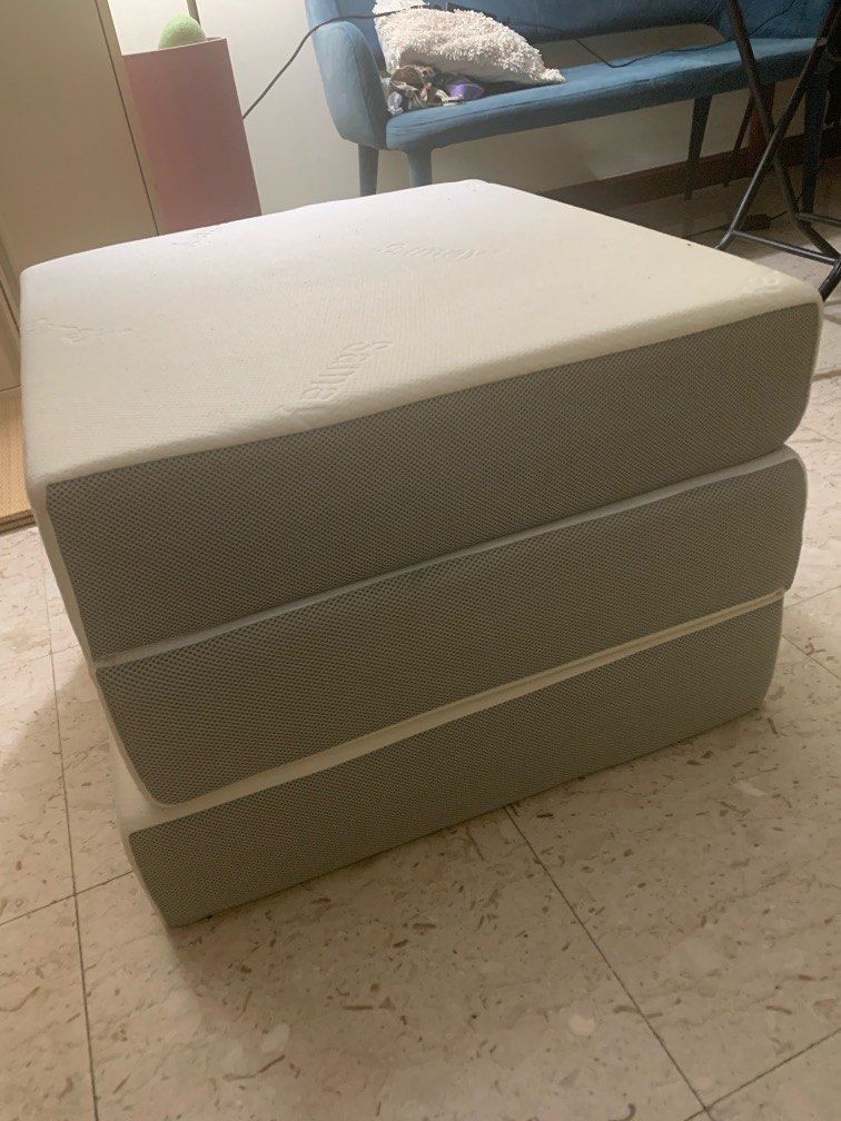 Samay 6 inch tri store folding foam mattress