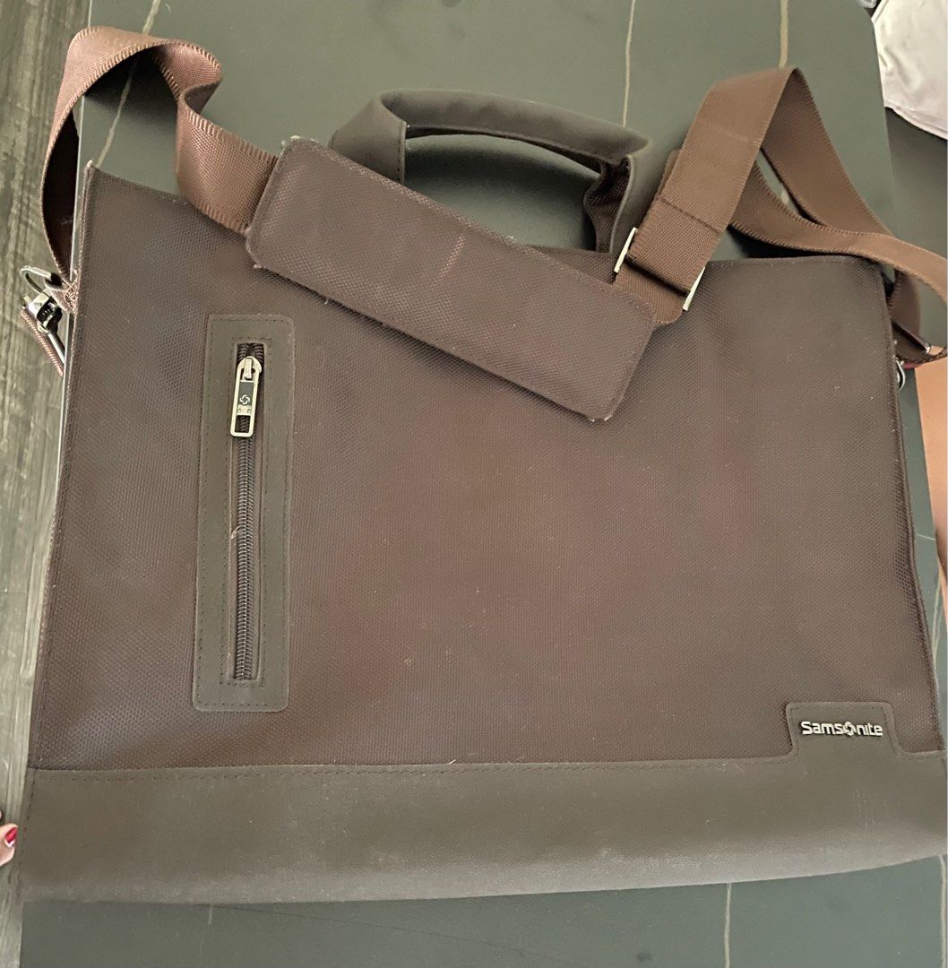 Samsonite laptop/ document sling bag, Men's Fashion, Bags, Sling