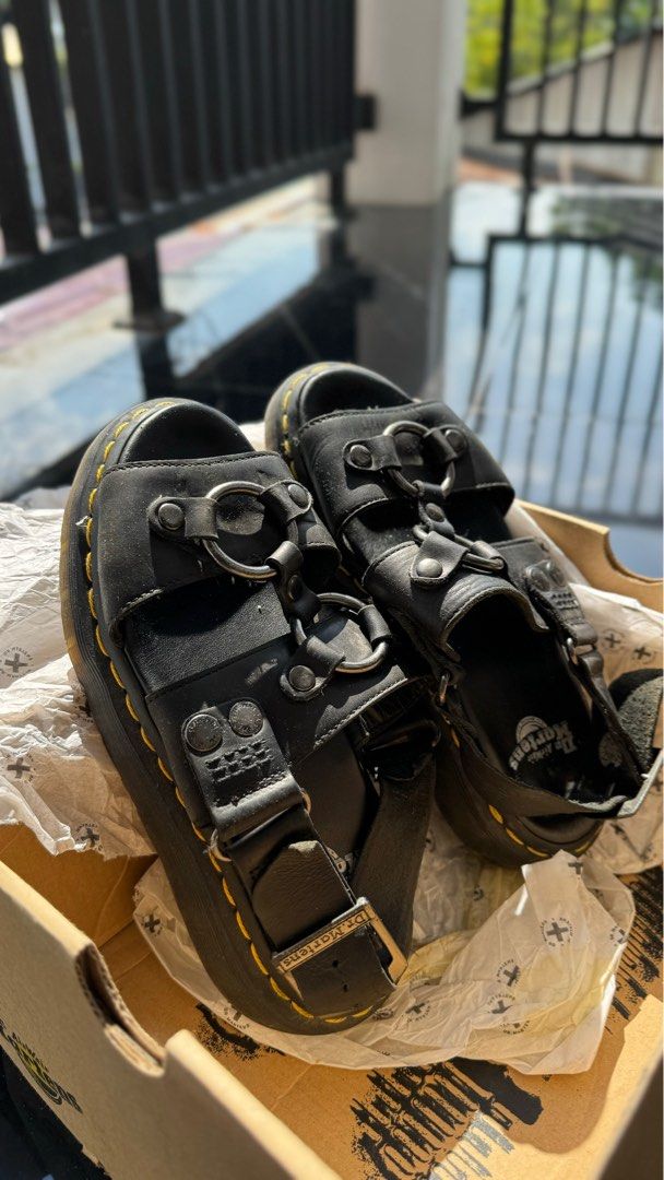 Dr martens sandals xabier sale