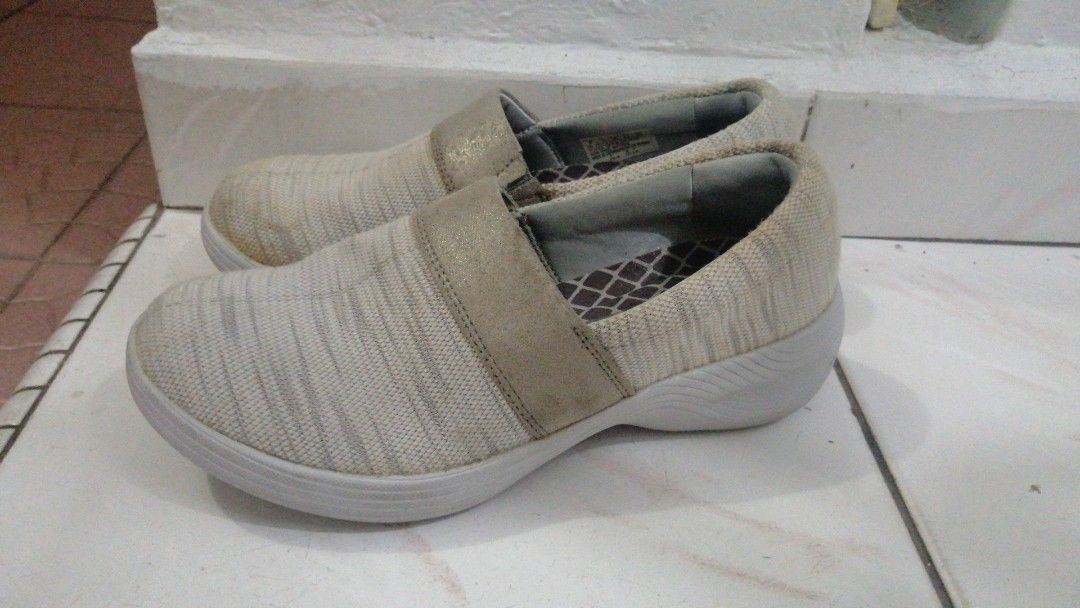 Skechers go walk deals lite gemma