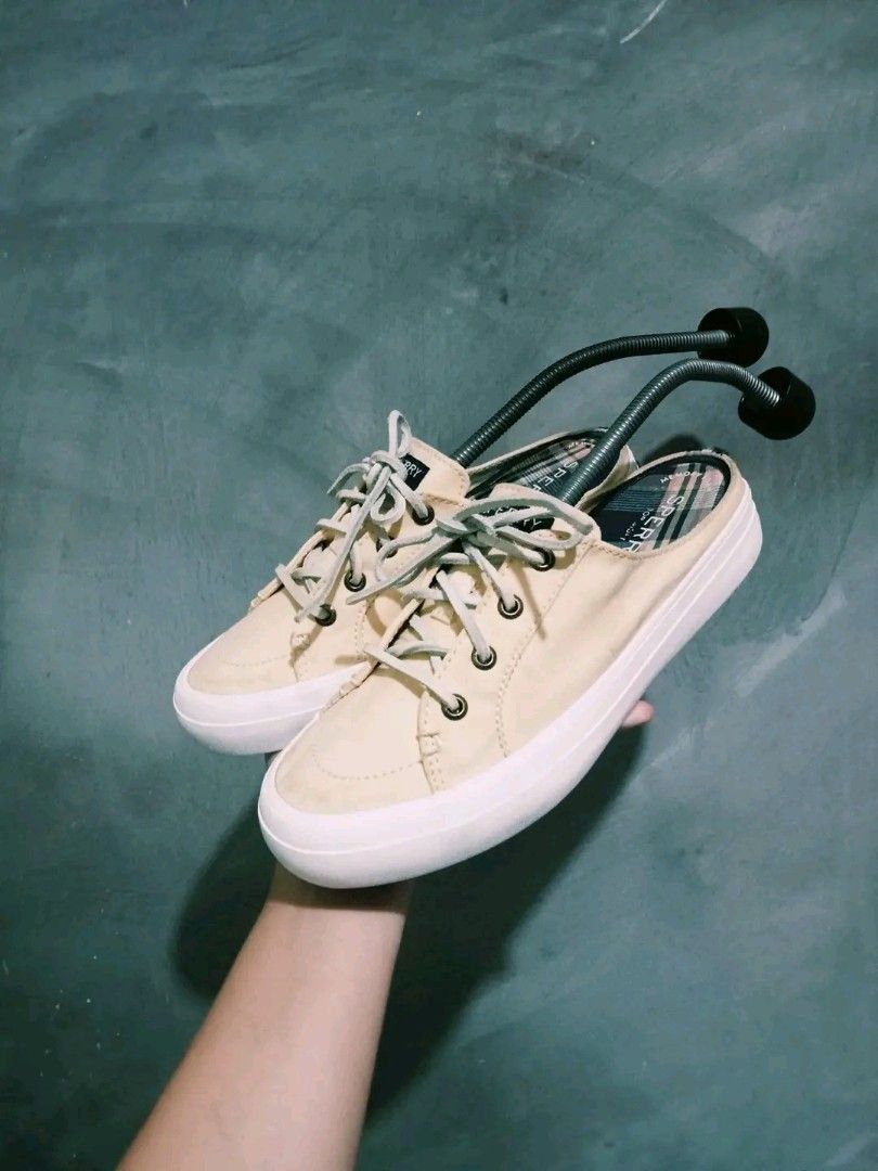 Sperry women s Crest vibe yellow chambray Mule Half Shoes Sneaker