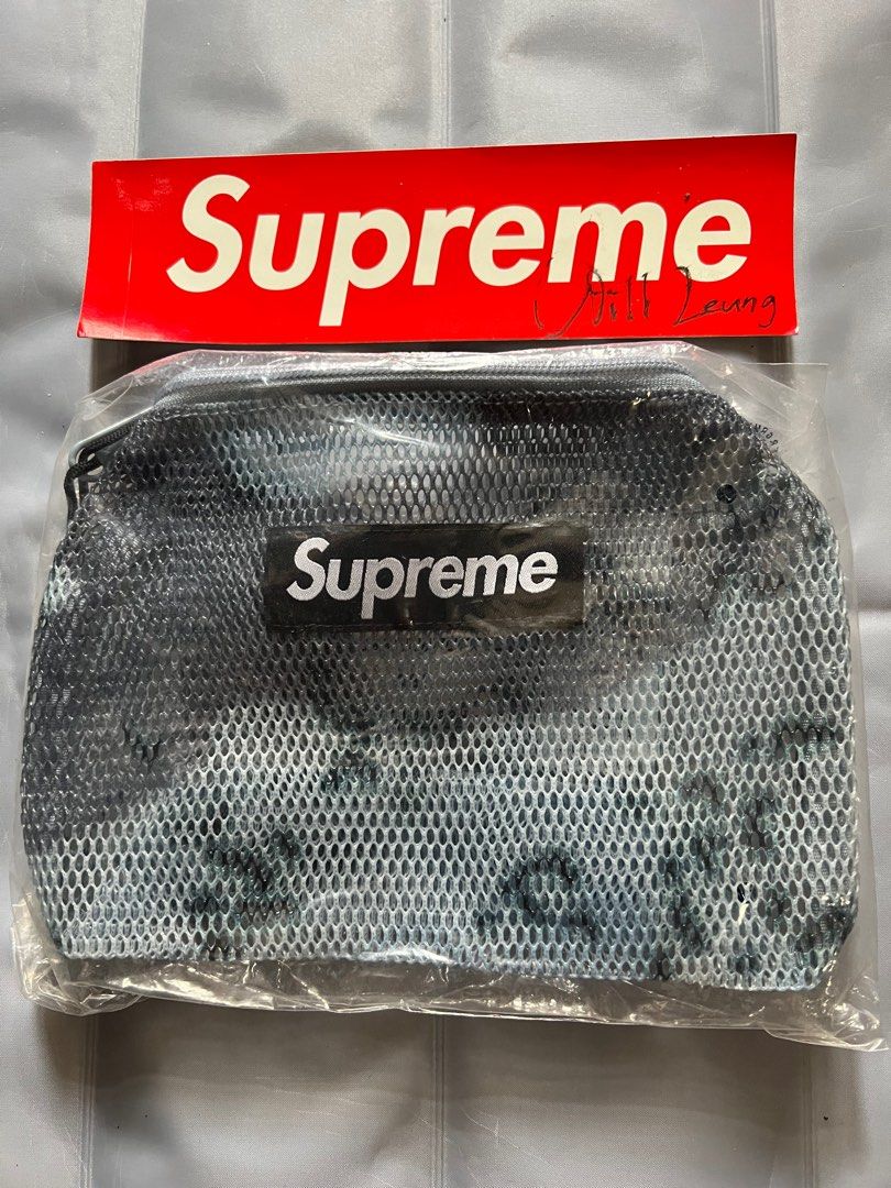 SS20 Supreme utility pouch black bag, 名牌, 手袋及銀包- Carousell