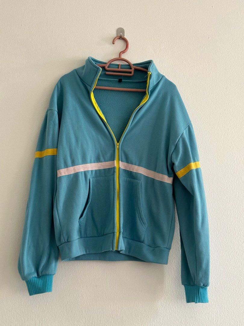 Stranger things Max Jacket (Category: Coats, Jackets and Outerwear) located in Petaling Jaya. Submitted by tinderjean (Listing ID 1281072811, Image 1). Description: Size: S Price exclude postage Slef pickup available: Kelana jaya.