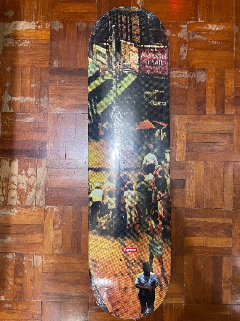 Supreme street scene skateboard deck 滑板, 興趣及遊戲, 收藏品及