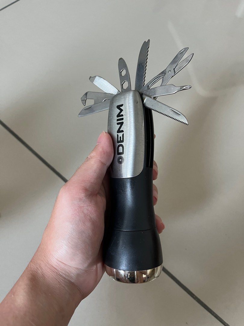 Swiss army knife with cheap torch