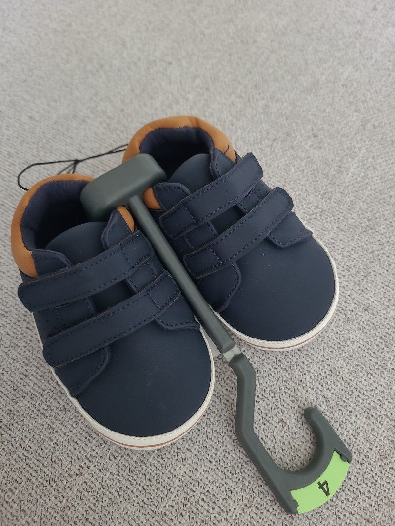 Brand New Target Baby Double Strap Sneakers for pre walkers Size 4