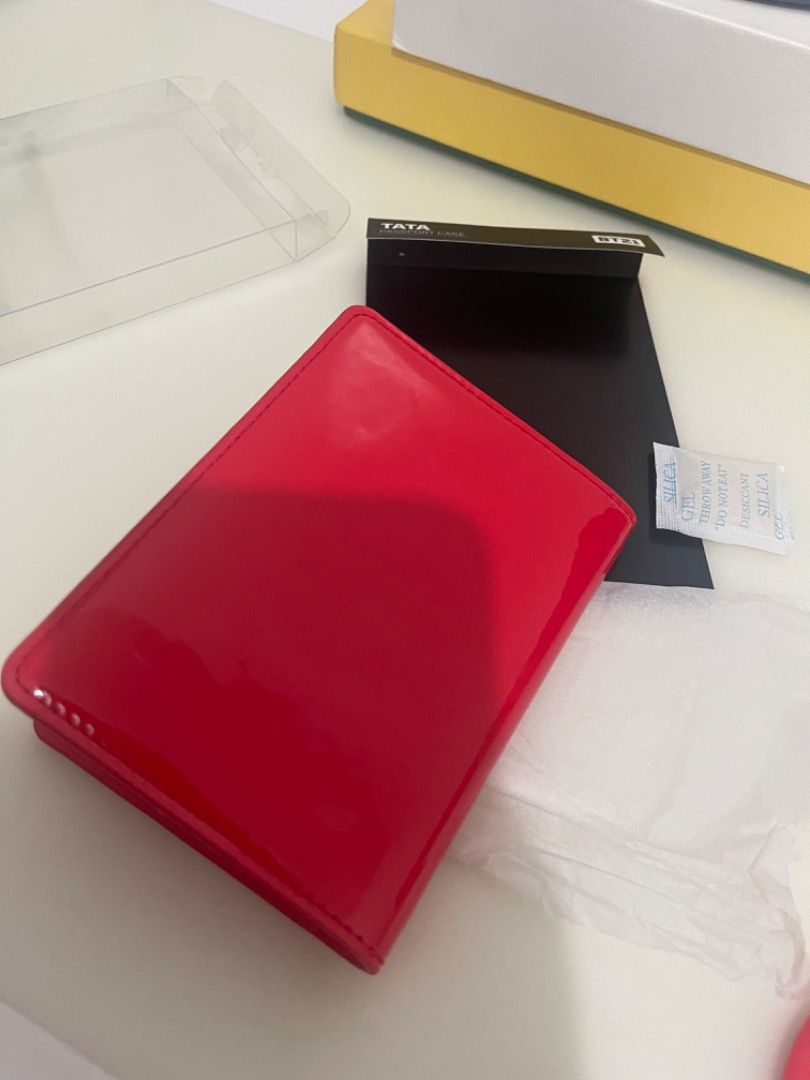 TATA BT21 Passport case, Hobbies & Toys, Memorabilia & Collectibles, K