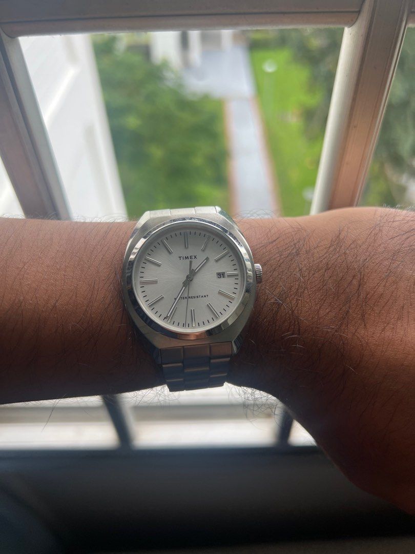 Milano xl 38mm 2025 stainless steel bracelet watch