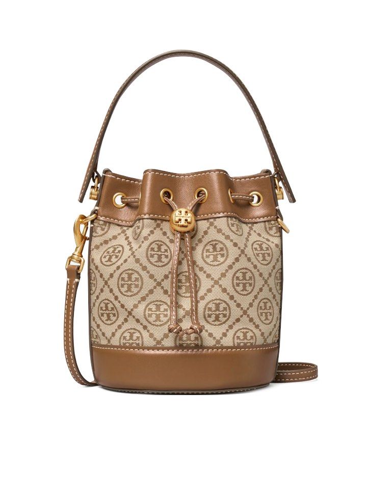 Tory Burch Monogram Jacquard Bucket Bag (Category: Shoulder Bags) located in Quezon City. Submitted by maris (Listing ID 1281066837, Image 1). Description: Bought it from R3 Raketera Check their FB Page According to them “items are authentic” Products are sourced from outlets *Shipping fee not included.