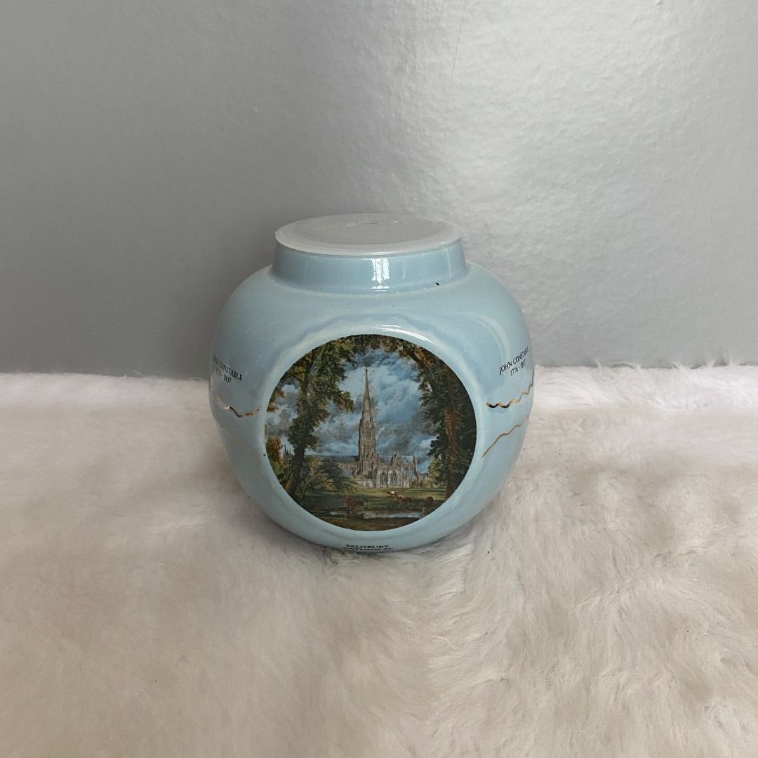 Twining & Co Salisbury Cathedral Painted Tea Caddy Canister (Category: Food Organization & Storage) located in Consolacion. Submitted by posh_avenue_home (Listing ID 1281206514, Image 1). Description: In very good condition. From Japan. 5" x 5". 100% authentic!!!.