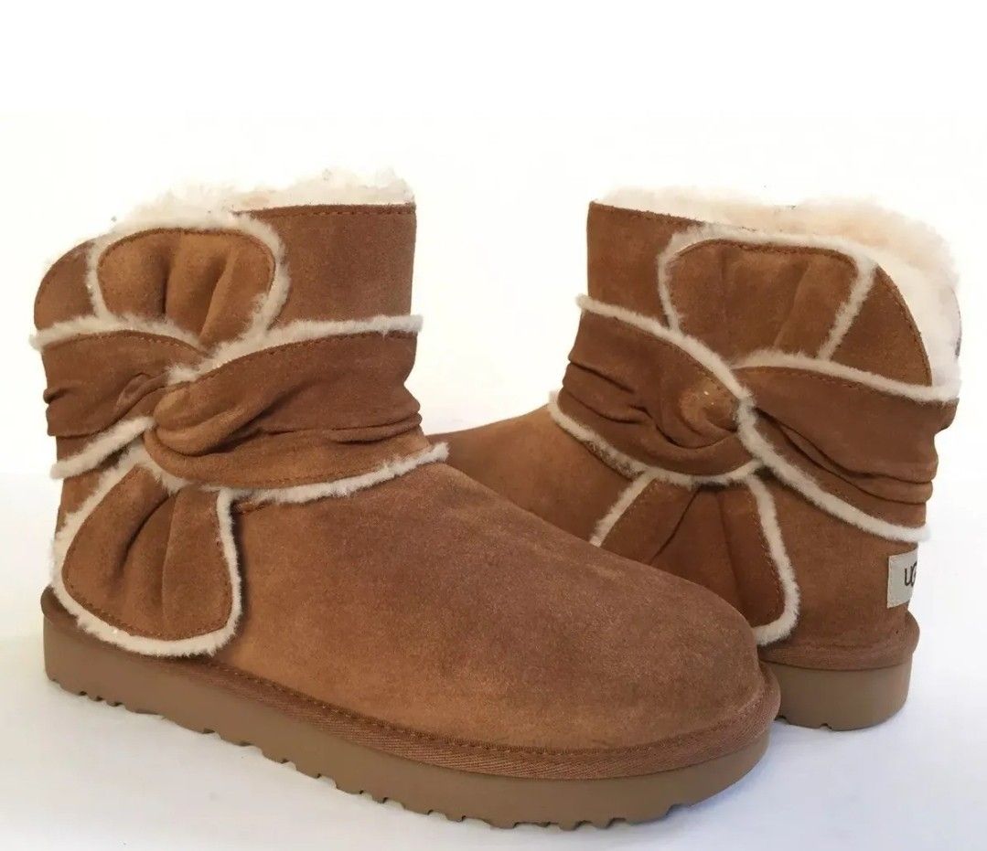 Ugg mini spill seam bow boot store
