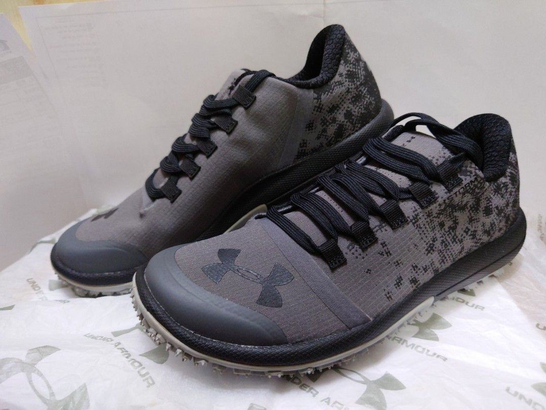 Under Armour Men s Speed Tire Ascent Low Running Shoe