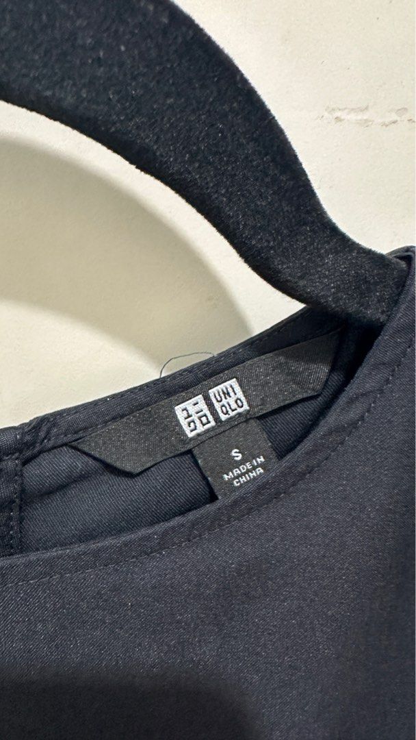 Uniqlo Black Dress (Category: Dresses) located in Quezon City. Submitted by dsbasket (Listing ID 1281019282, Image 2). Description: .