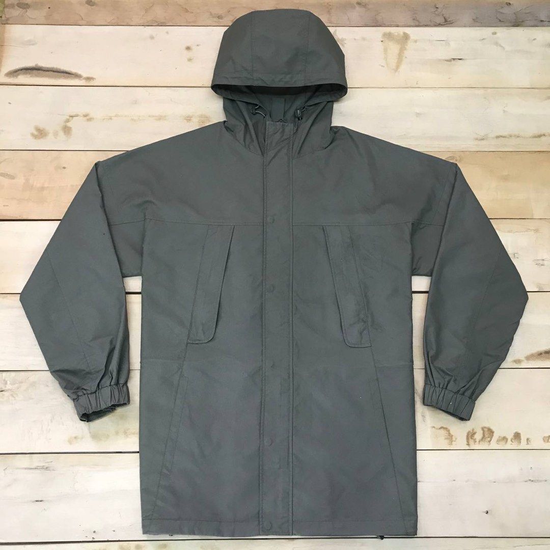Gore tex uniqlo new arrivals