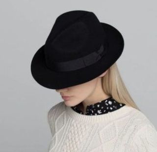 UNIQLO x Ines de la Fressange Paris Parissiene Black Hat Brim Cap Ribbon One Size