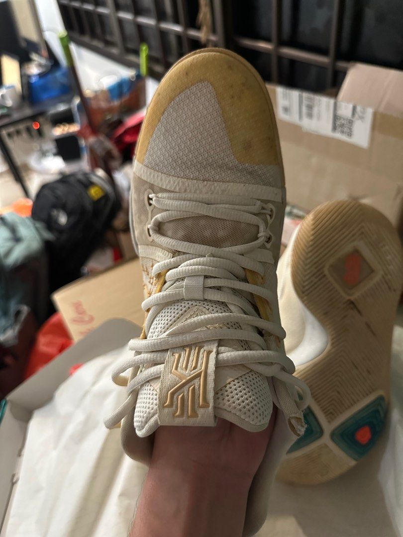 Used Nike Kyrie 3