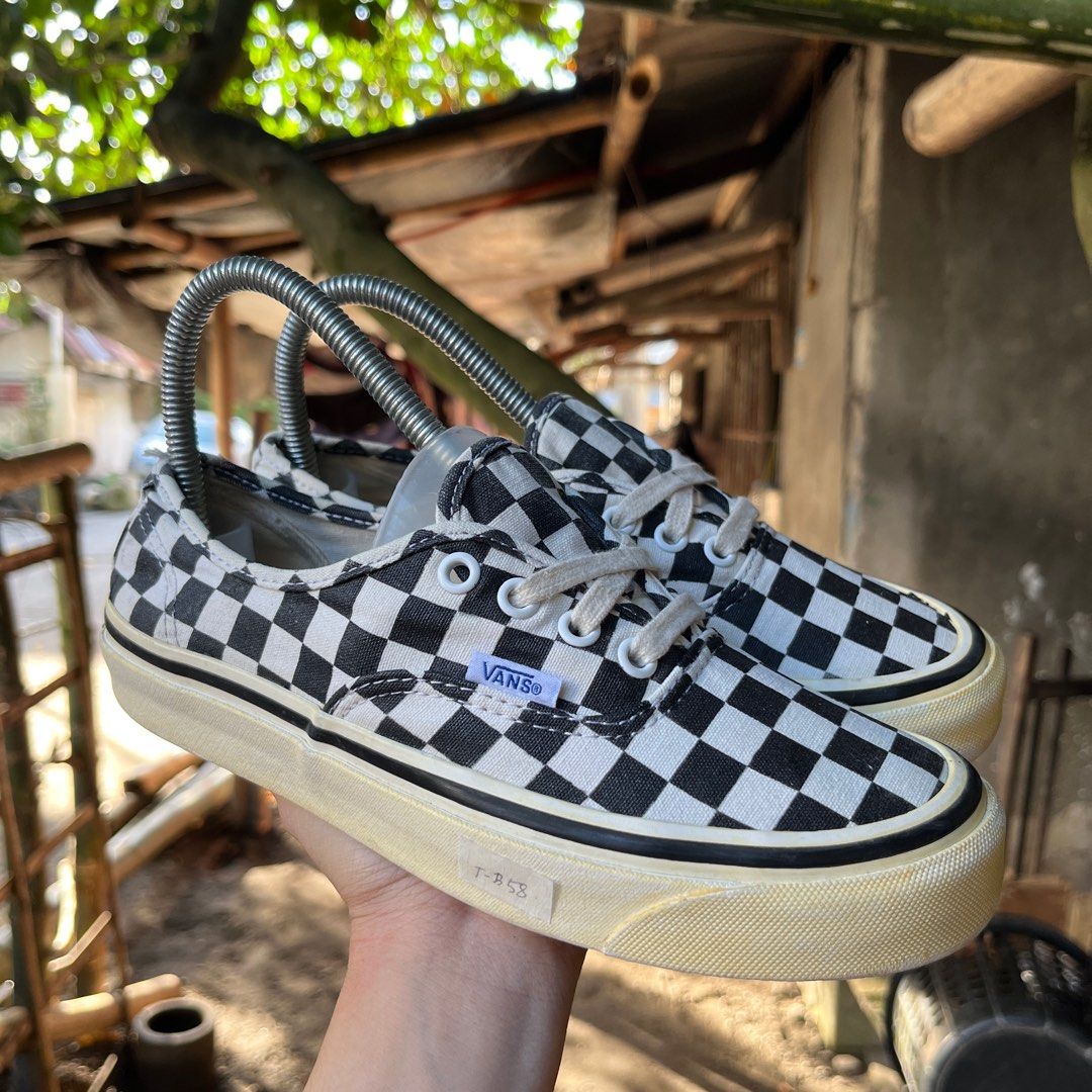 Vans cb authentic 2025