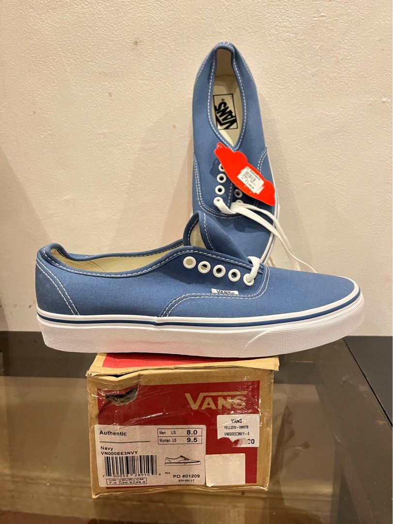 Vans authentic womens 9.5 mens 8 Men s Fashion Footwear
