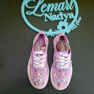 (Kategori: ) berada di . Dikirim oleh lemarinadya.id (ID iklan 1281053654, Gambar 1). Deskripsi: .